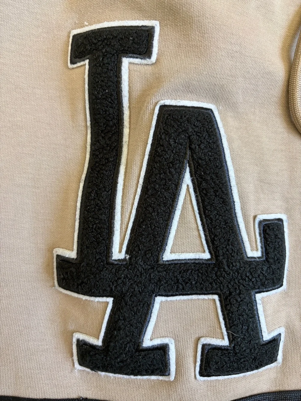 Rare Pro Standard Luxury Athletic Collection LA Dodgers Shorts Beige Size XL **